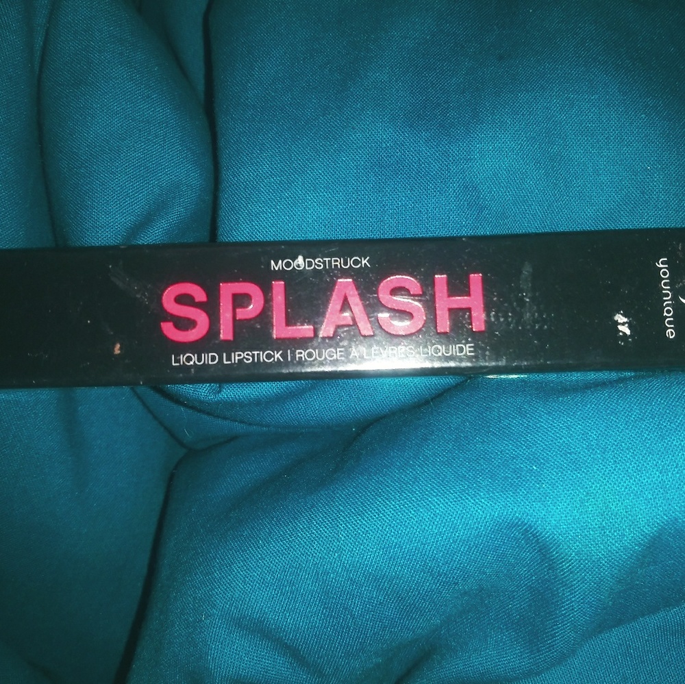 Younique red splash lipstick